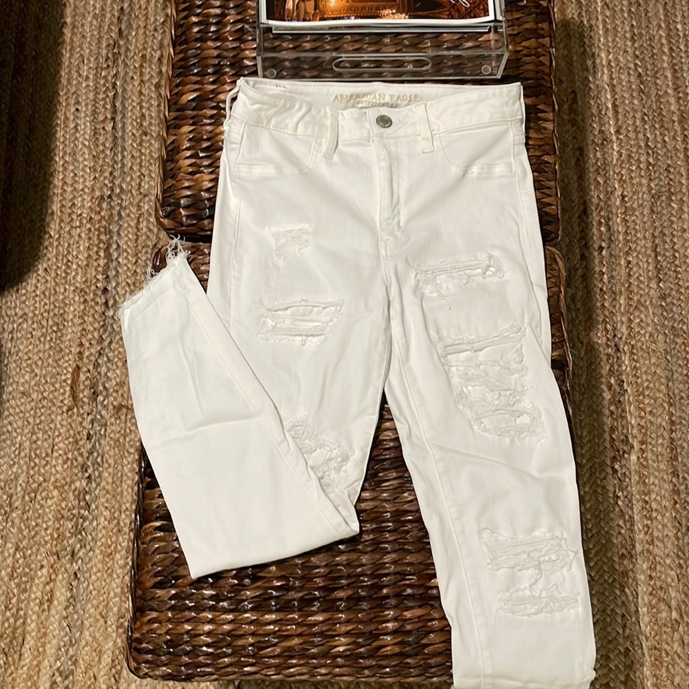 White skinny ankle jeans